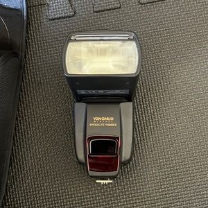 Yongnuo YN565EX bounce flash